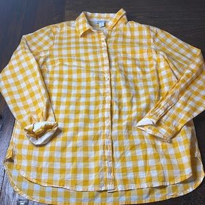 NWT Women’s Class Fit Button Down (0141)
